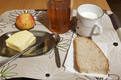 Tradicionalni slovenski zajtrk doma